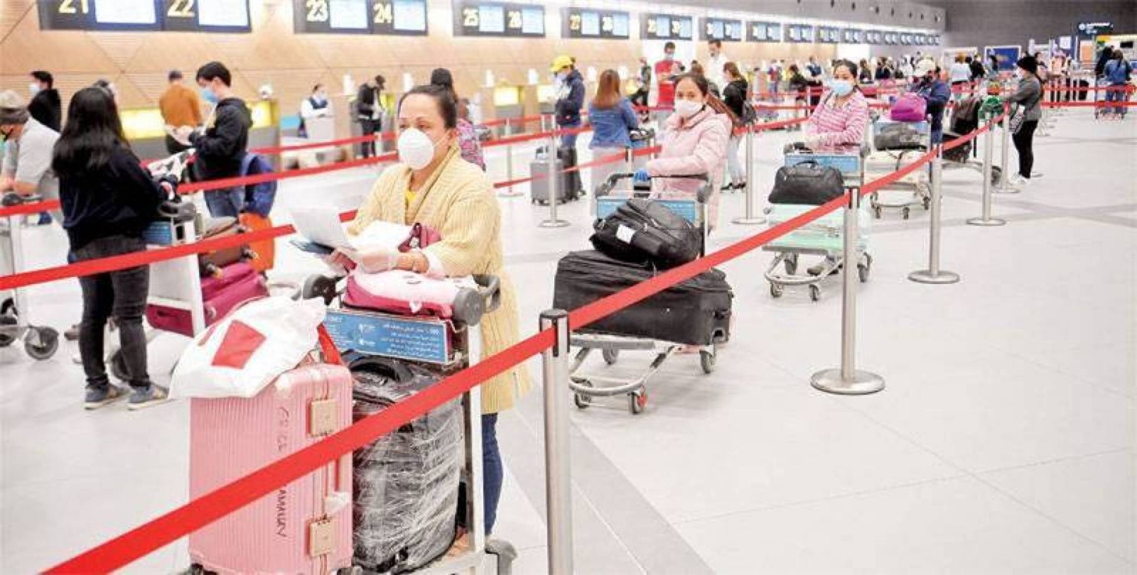 مطار الكويت الدولي يستقبل أولى رحلات العمالة المنزلية