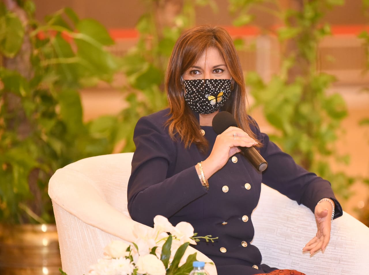 السفيرة نبيلة مكرم وزيرة الهجرة 