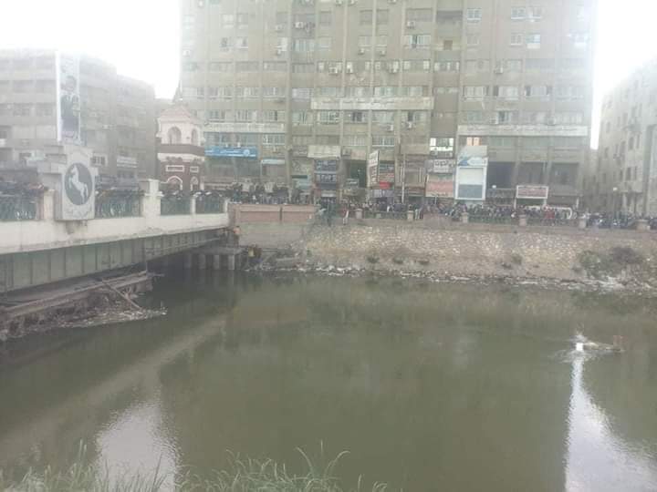 سائق توك توك يحاول الانتحار
