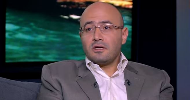 الدكتور محمود الأنصاري ، استشاري المناعة والكائنات الدقيقة 