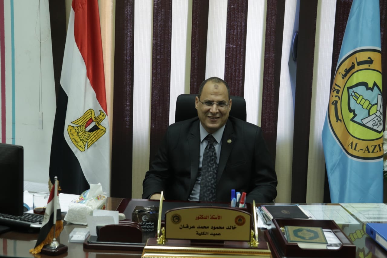 الدكتور خالد عرفان 