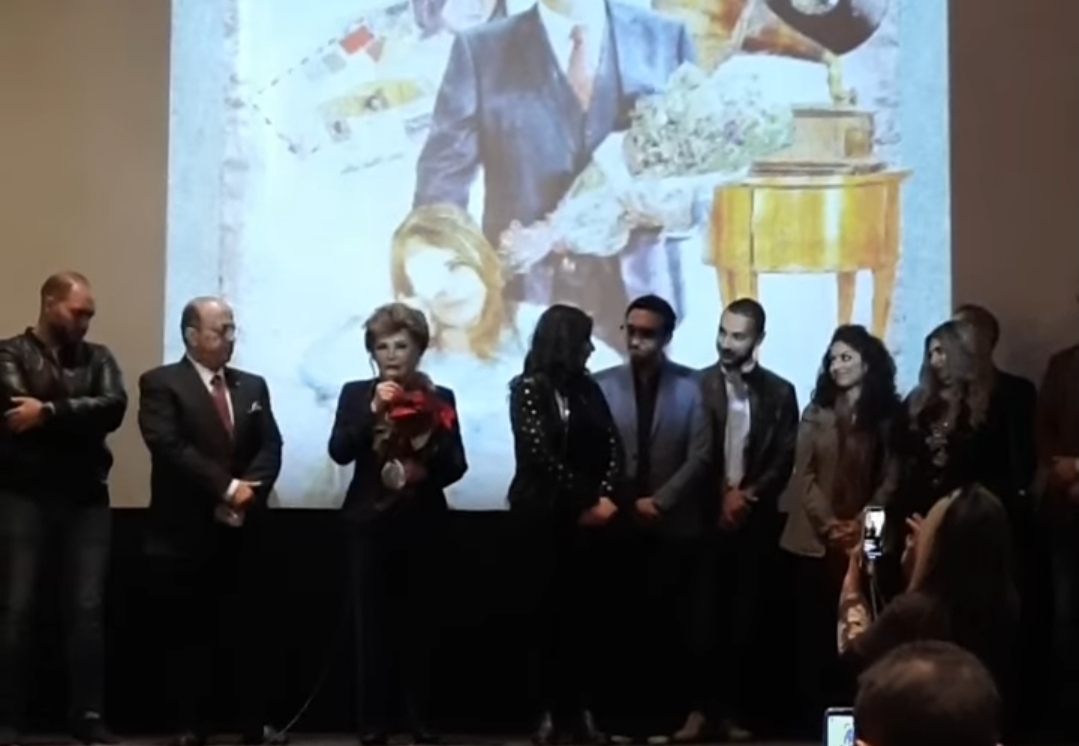 صفية العمري تهنئ إلهام شاهين