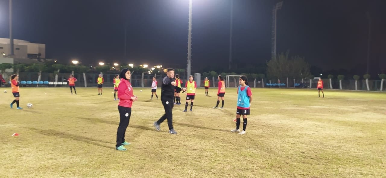 منتخب الكرة النسائية