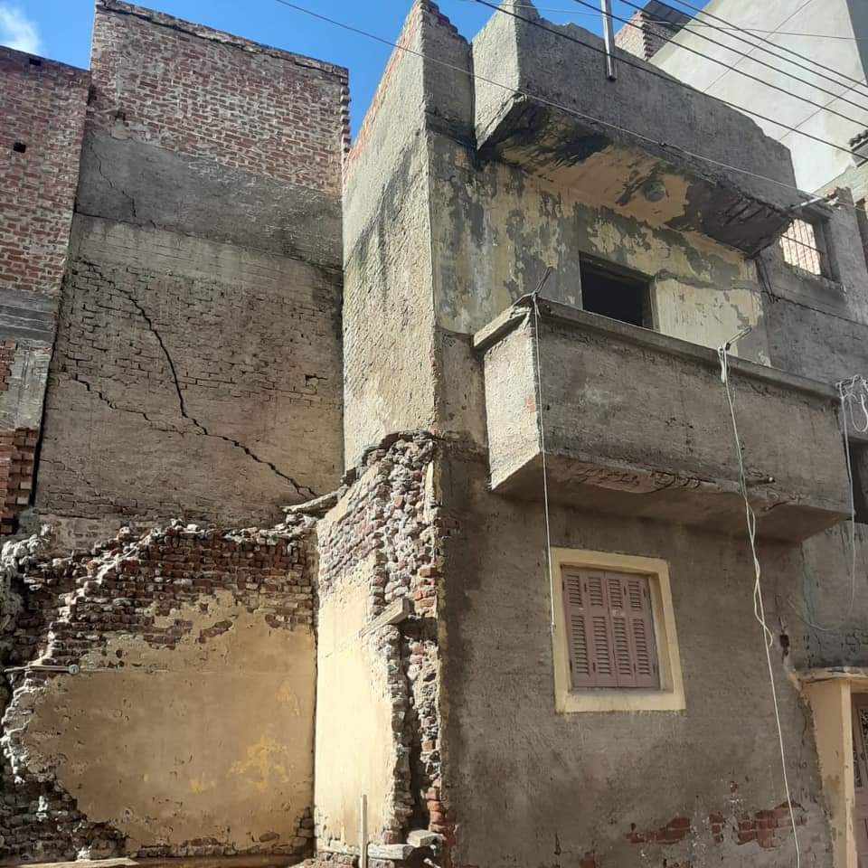 ازالة العقارات القديمة 