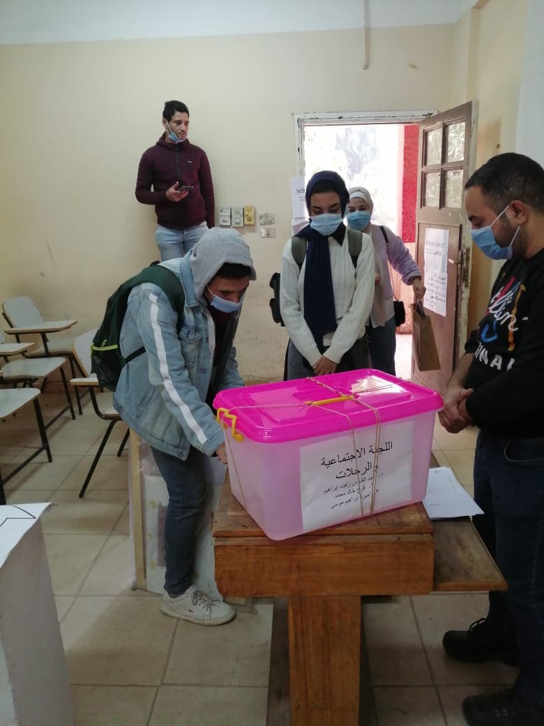  انتخابات الطلاب بجامعة حلوان 
