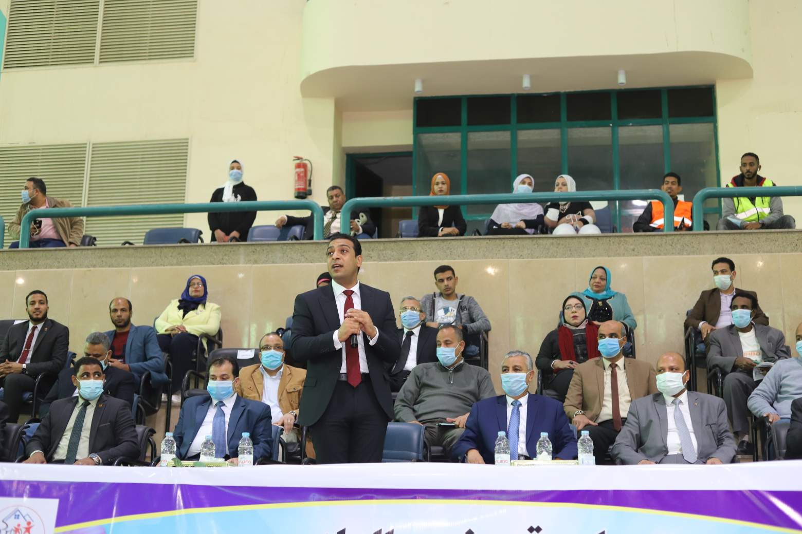 تكرم عدد من ذوى الاحتياجات