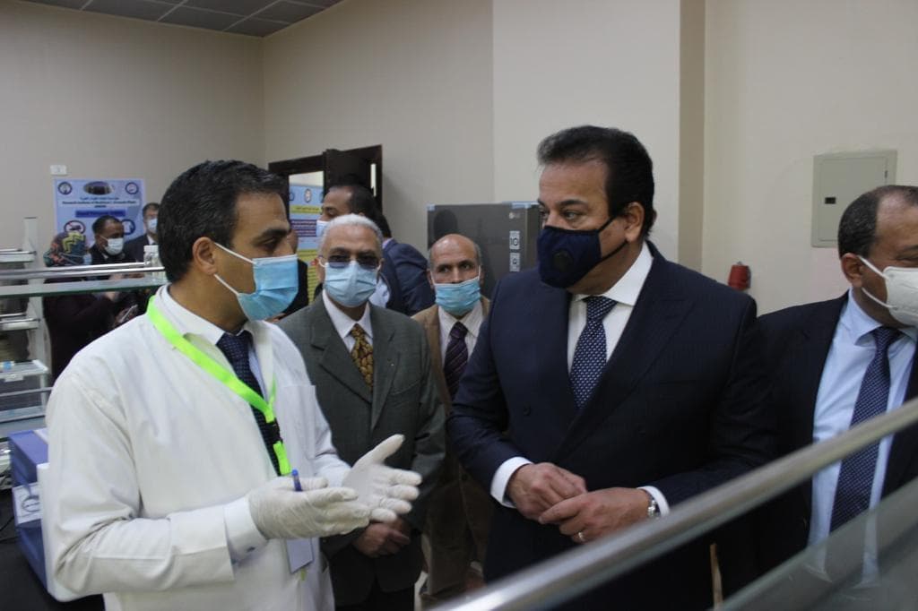 وزير التعليم العالى 