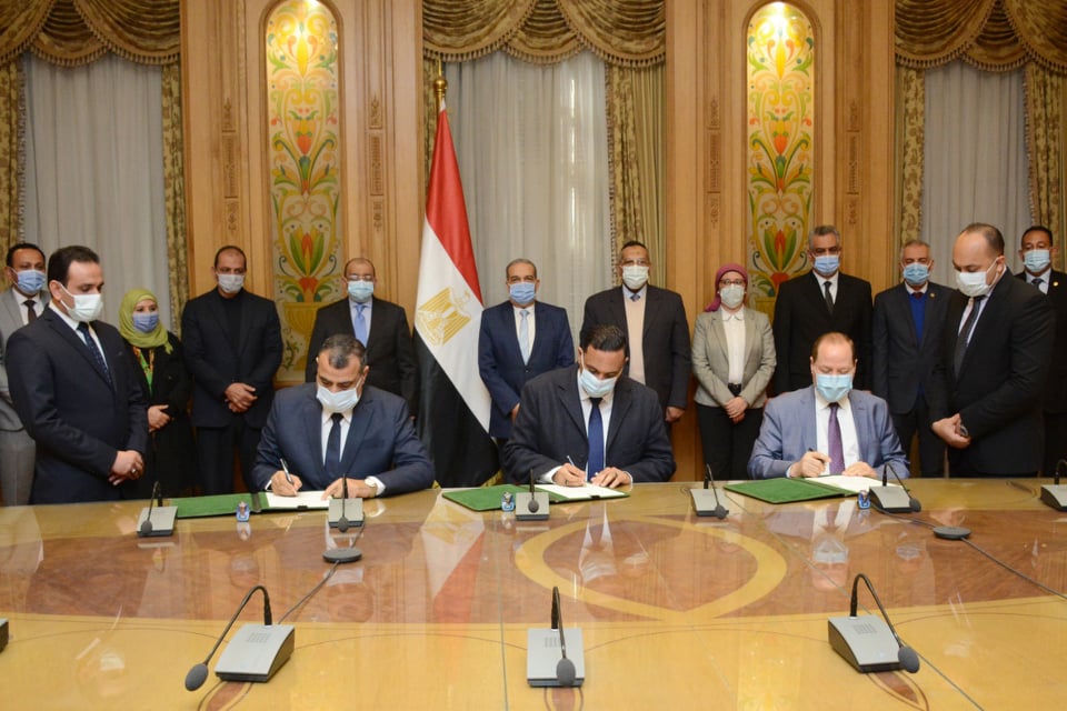 الانتاج الحربي  و  التنمية المحلية