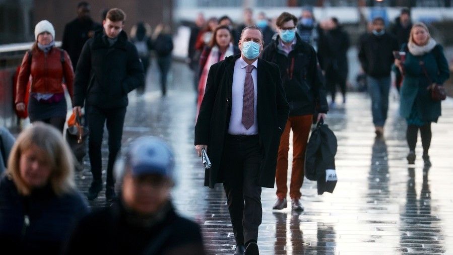 قرار عاجل من الجزائر بعد تفشي سلالة كورونا الجديدة في بريطان