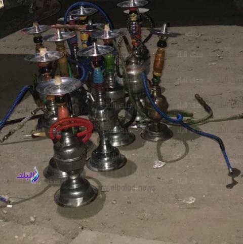 حملات مكبرة علي المقاهي