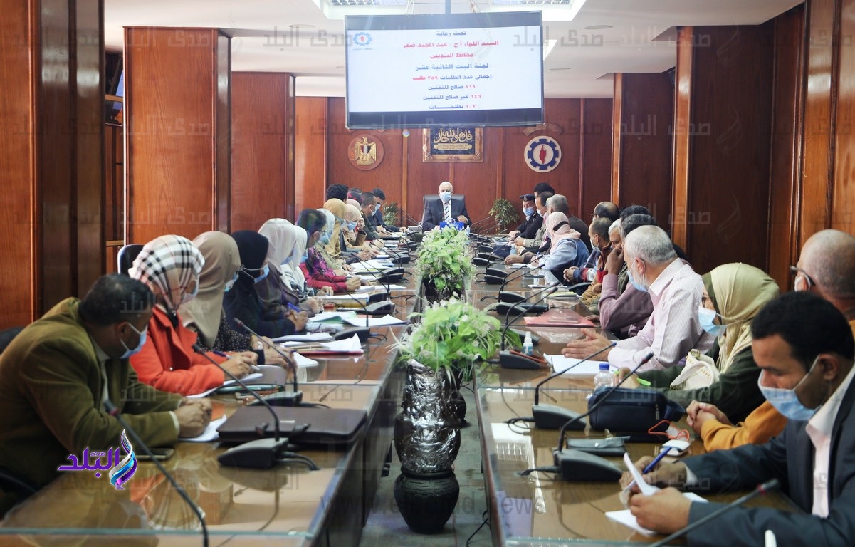 اللواء عبد المجيد صقر محافظ السويس