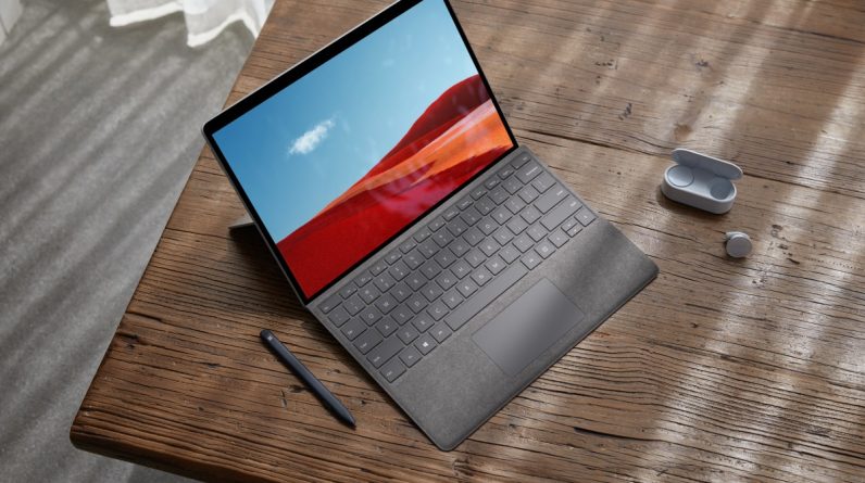 مايكروسوفت تتخلى عن معالجات إنتل فى أجهزة لاب توب Surface