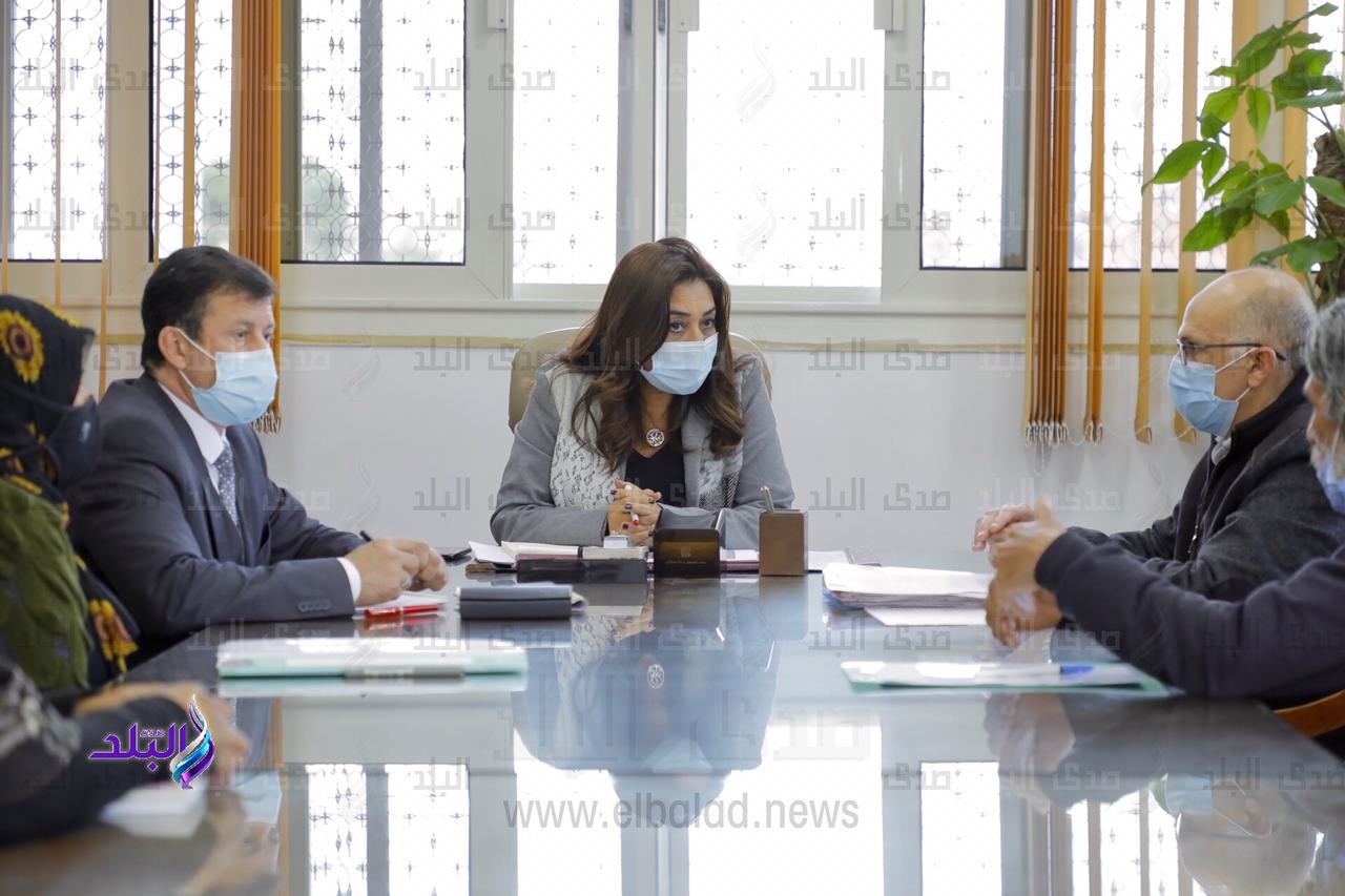 الدكتورة منال عوض محافظ دمياط