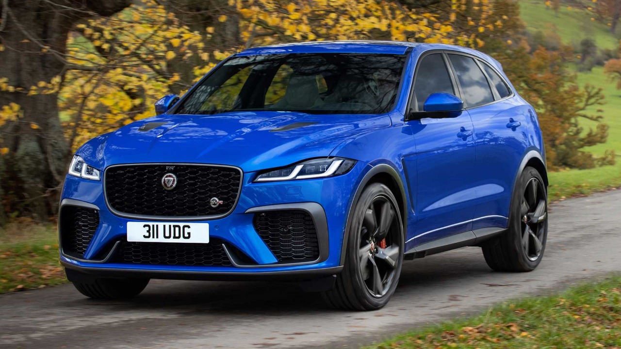 بقدرات قتالية عالية .. تعرف على F-PACE SVR وحش جاجوار القادم