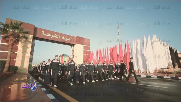 طلبة اكاديمية الشرطة