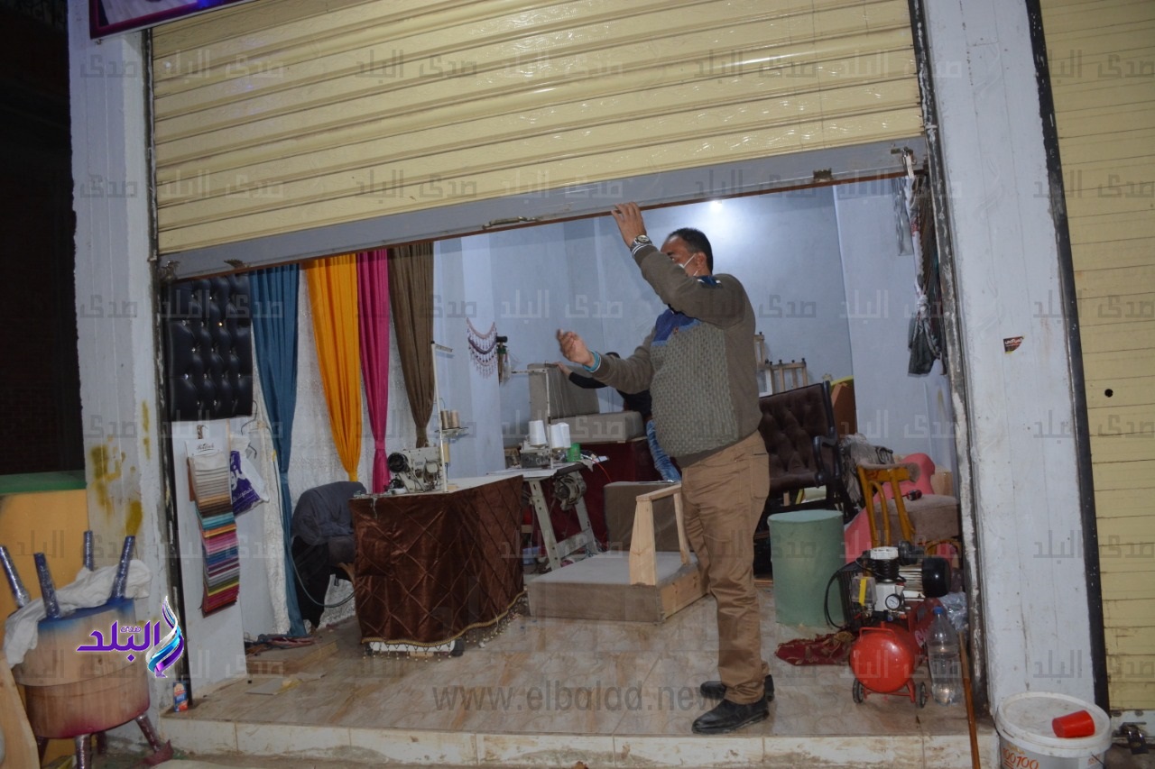 ضبط أحد الكافيهات يقدم الشيشة في الغربية 