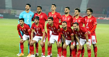 لاعبي الأهلي 