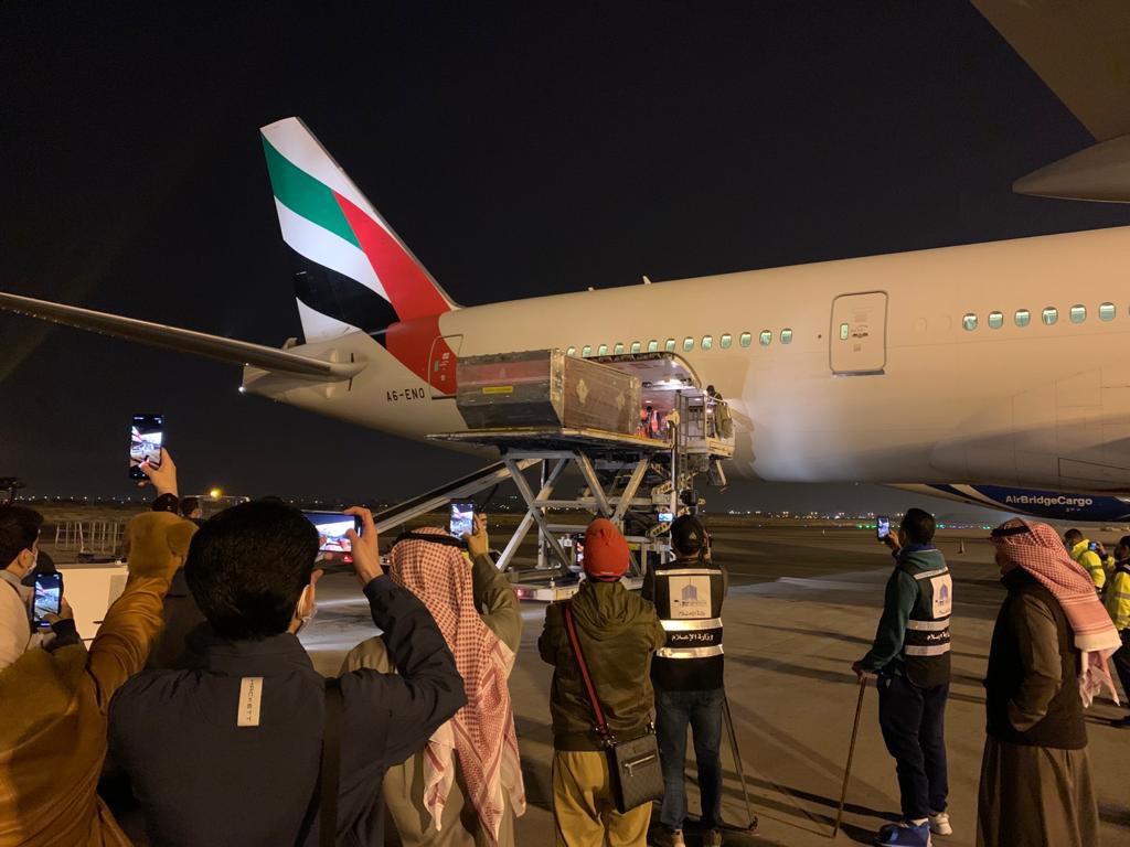 الكويت تتسلم الدفعة الأولى من لقاح فايزر