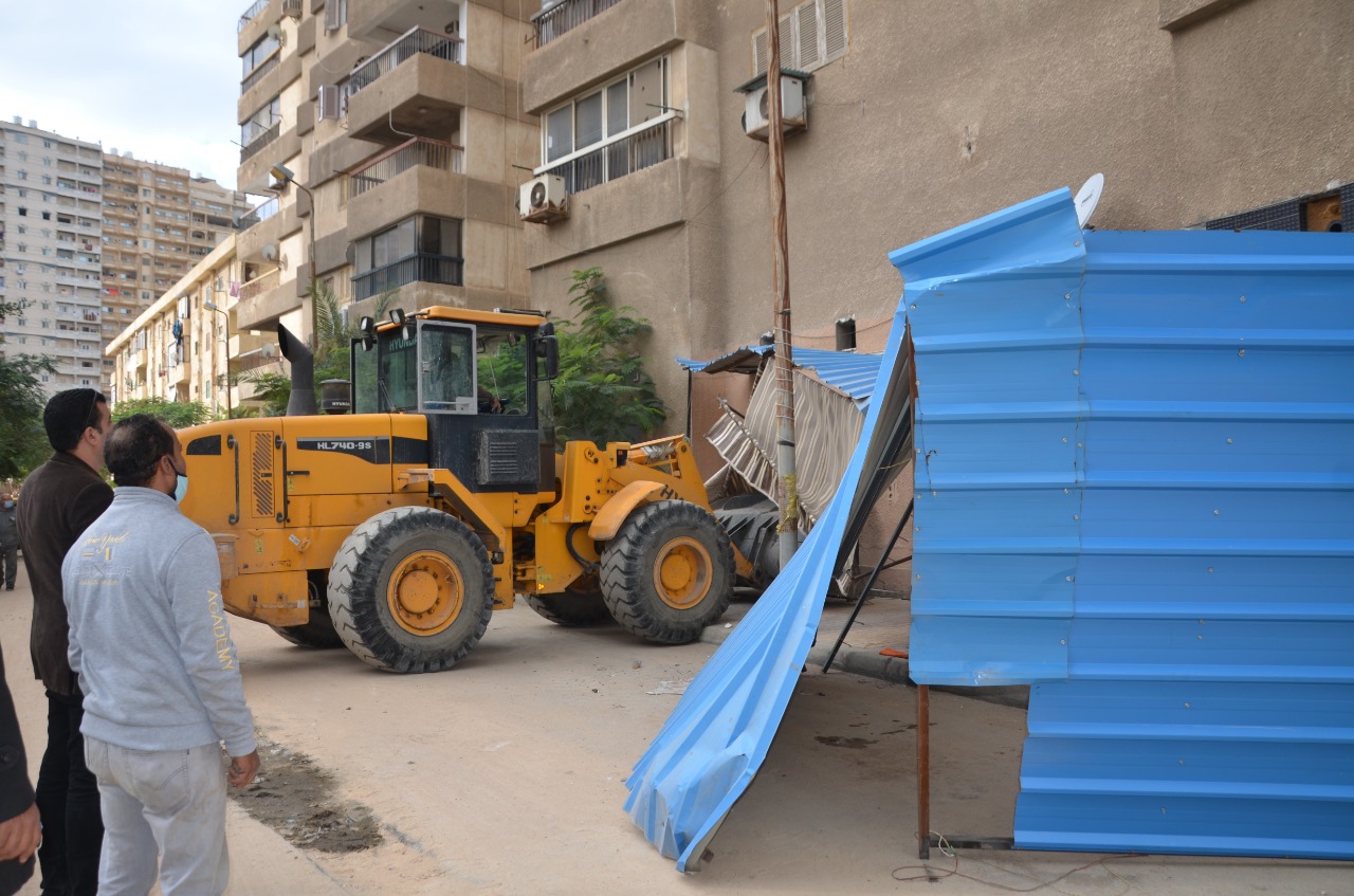 حملات لضبط الأسواق وتطبيق الإجراءات الاحترازية بالإسكندرية