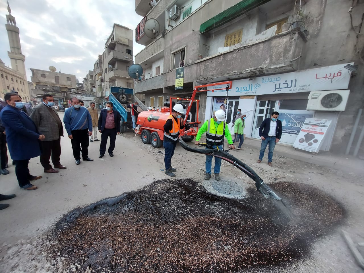  إقالة نائب رئيس مدينة دمنهور لتقاعسه عن العمل