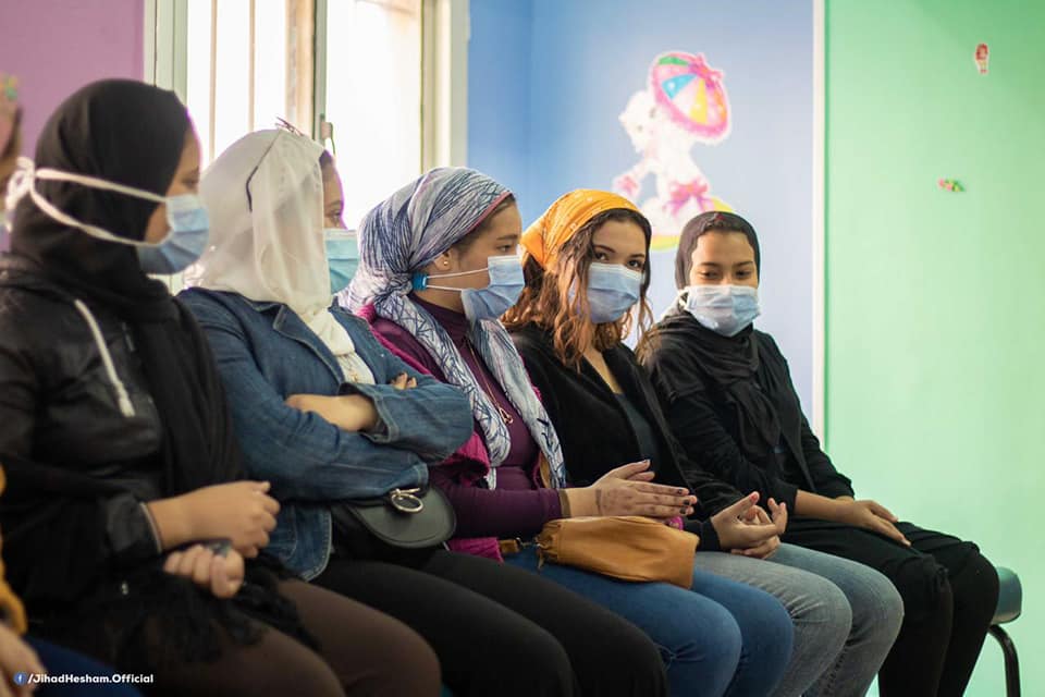 فتيات الأسمرات