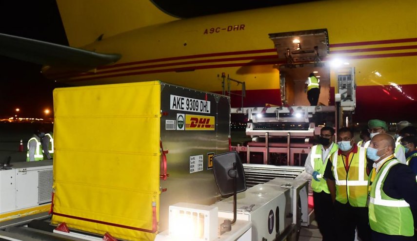 لقاح فايزر يصل عمان