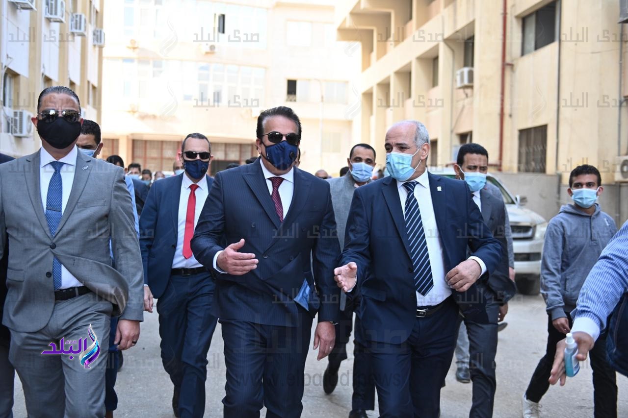 جانب من الافتتاح 
