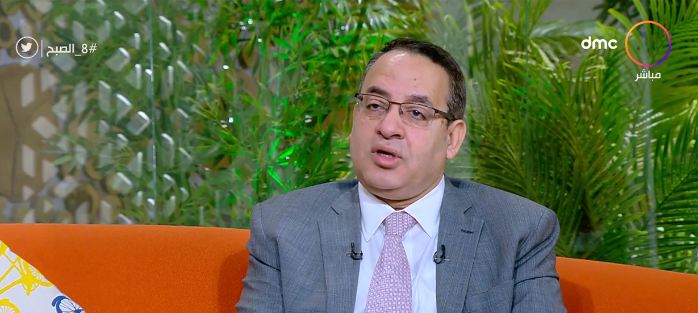 الدكتور رأفت شحاته، أستاذ الادارة والتنمية البشرية