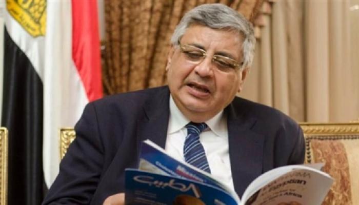 الدكتور عوض تاج الدين