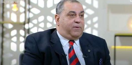 الدكتور ممدوح مهدى عميد كلية الطب بجامعة حلوان