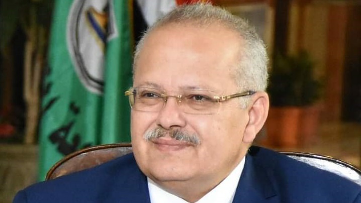 رئيس جامعة القاهرة 