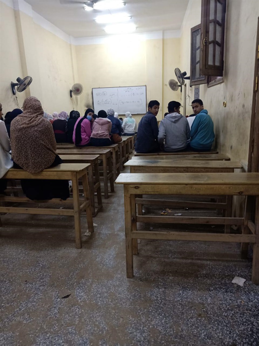 غلق وتشميع مراكز للدروس الخصوصية