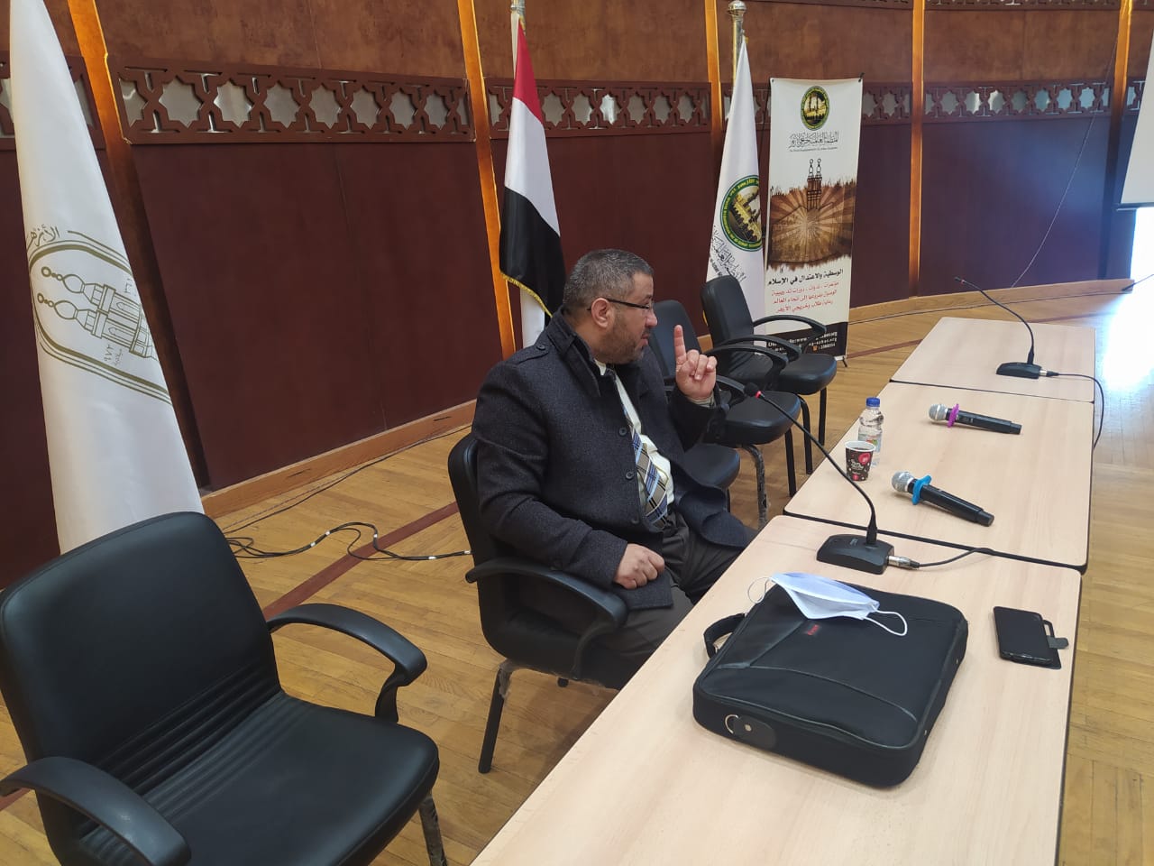 خلال المحاضرة بمنظمة خريجي الأزهر 