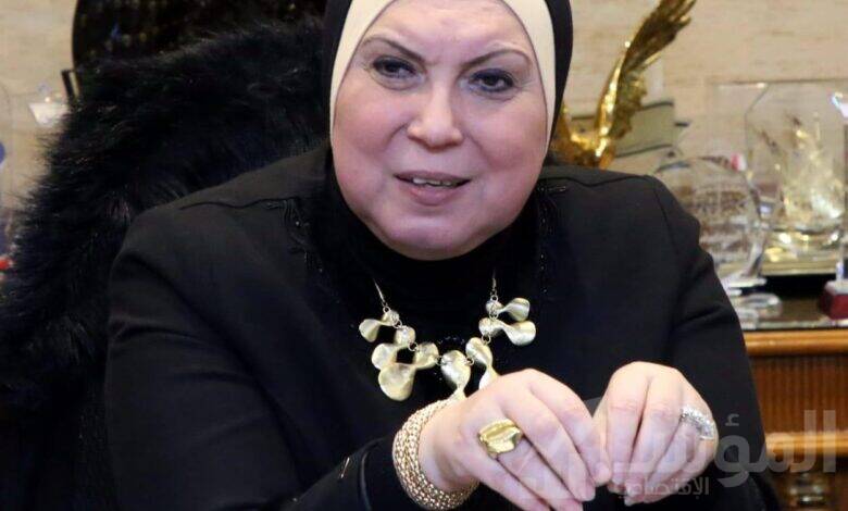 نيفين جامع 