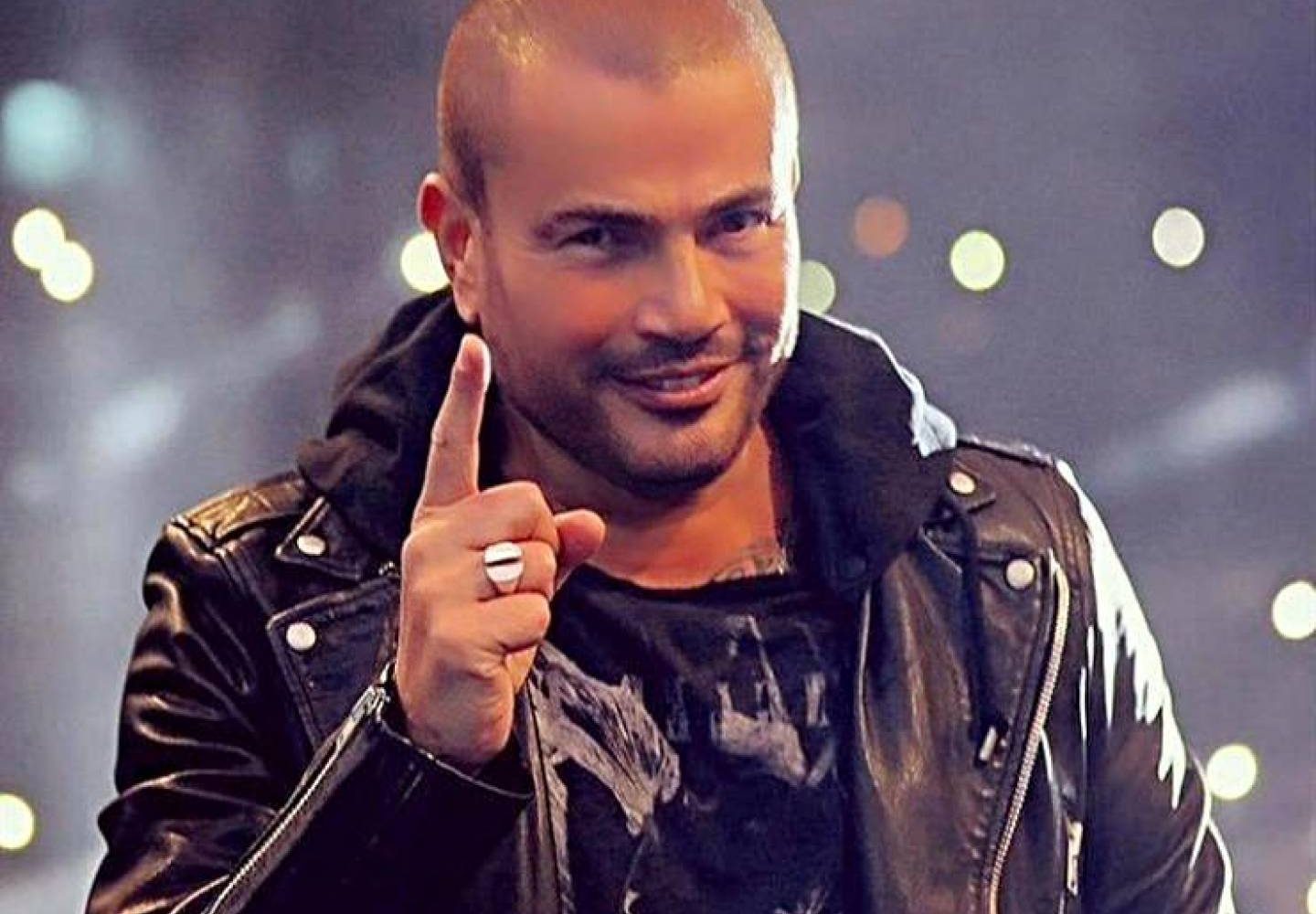 المطرب عمرو دياب 