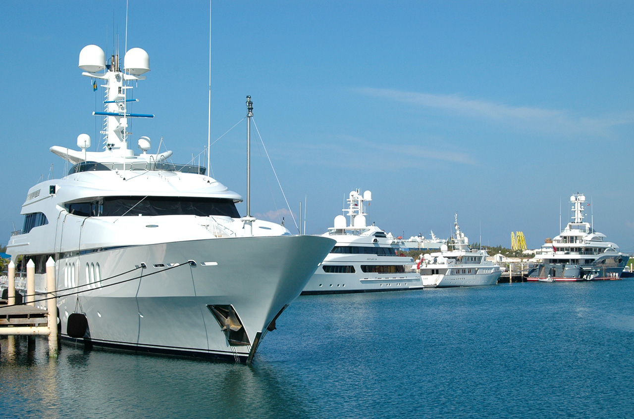 اختفاء قارب على متنه 20 شخصا بين جزر البهاما وفلوريدا