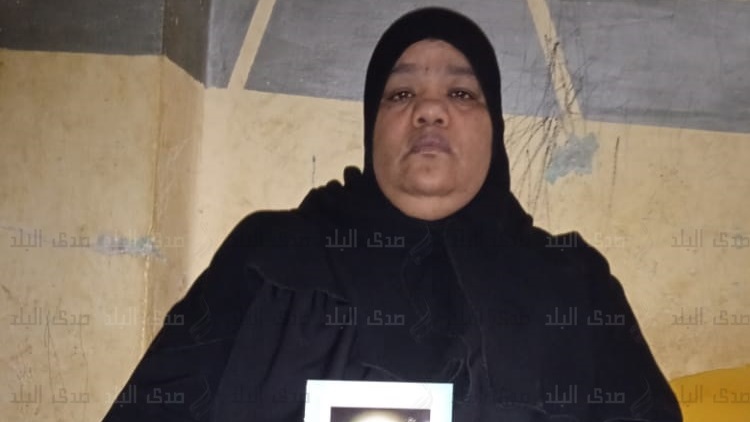 والدة اسلام