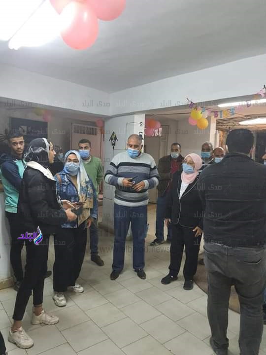 اللواء أحمد جودة برفقة المهندسة جيهان عبد المنعم خلال الحملة