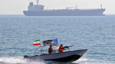 وسائل إعلام إيرانية تكشف سبب استيلاء طهران على ناقلة نفط كور