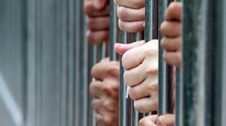 ضبط تشكيل عصابي تخصص في سرقة متعلقات المواطنين