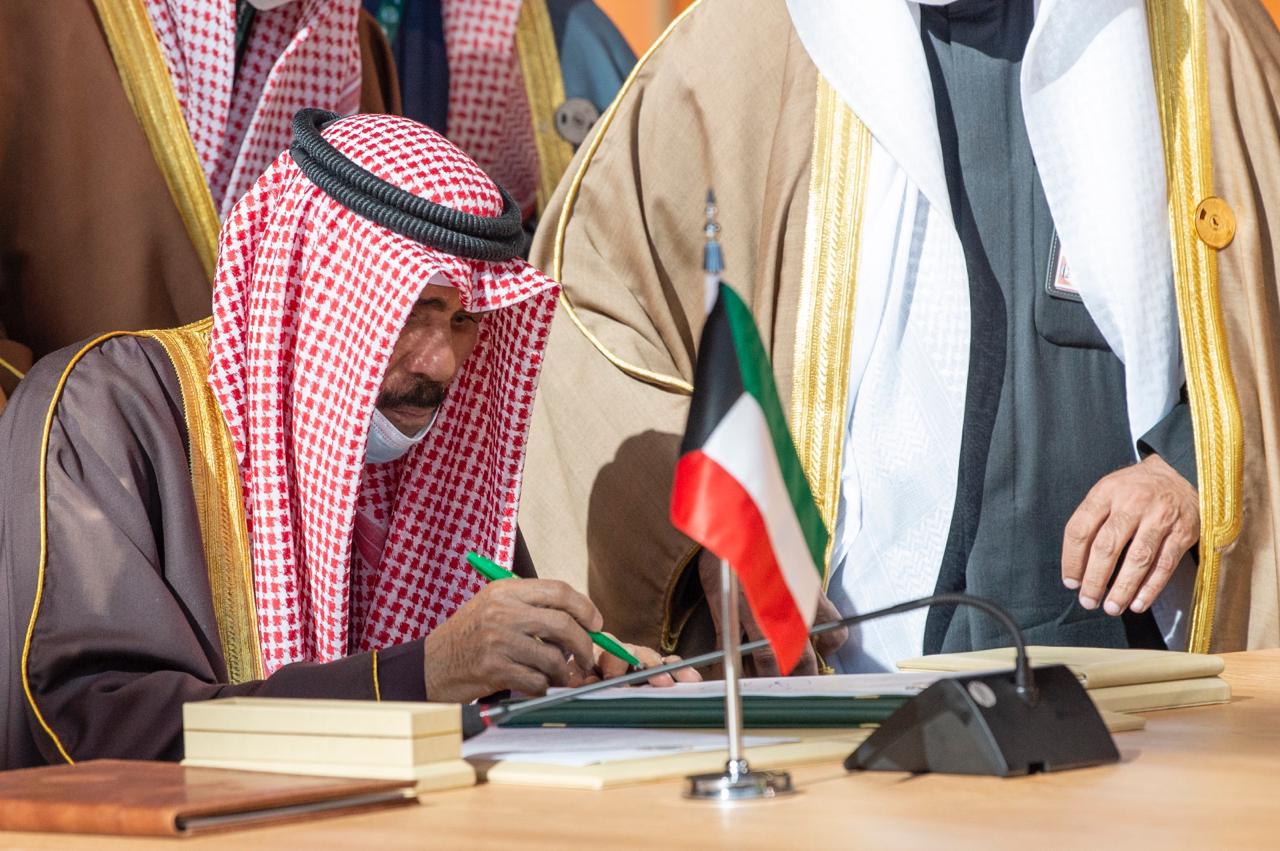 أمير الكويت يبعث رسالة لـ خادم الحرمين الشريفين