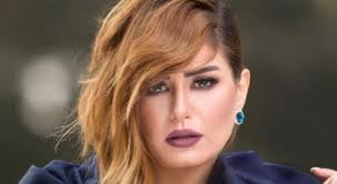منة فضالي
