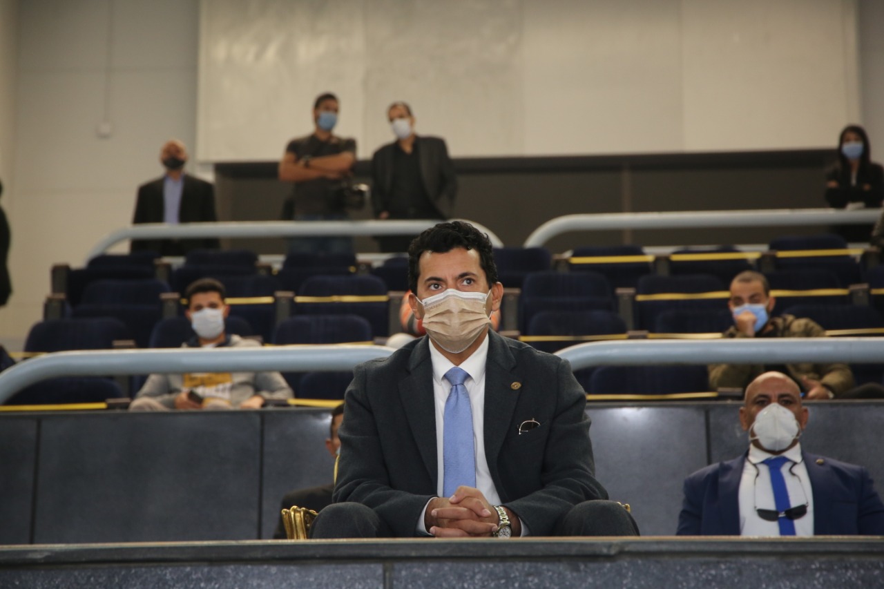 اشرف صبحي وزير الشباب والرياضة