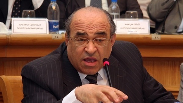 مصطفي الفقي