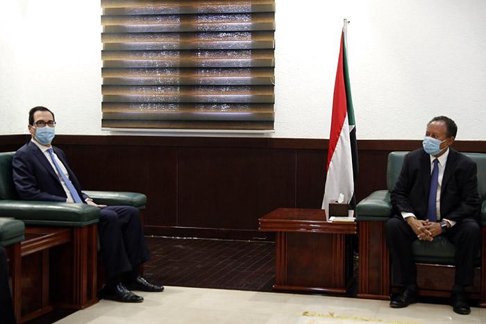 حمدوك يستقبل وزير الخزانة الأمريكي