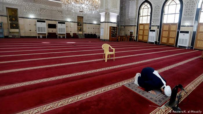 إغلاق المسجد بسبب كورونا 