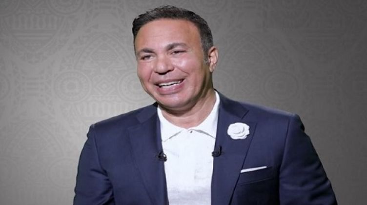 أيمن يونس 