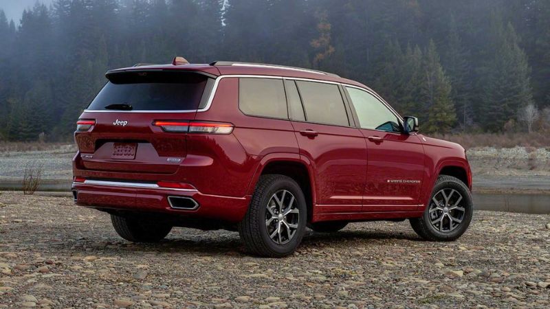 عملاقة الطرق الوعرة.. JEEP تطلق GRAND CHEROKEE موديل 2021