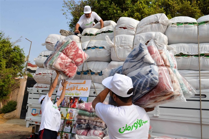 توزريع بطاطين الشتاء 