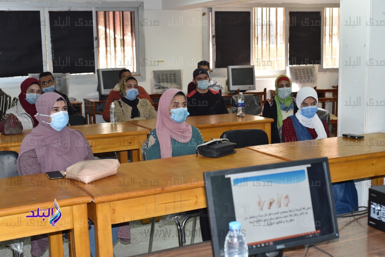 جانب من الدورات التدريبية